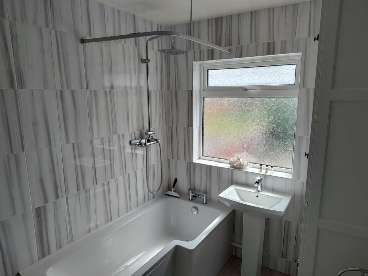 Wavertree Drive 3 Bed Contractor Home In 레스터 외부 사진