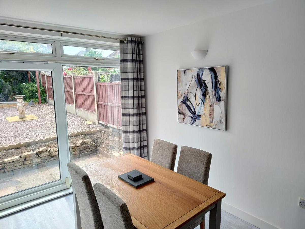 Wavertree Drive 3 Bed Contractor Home In 레스터 외부 사진