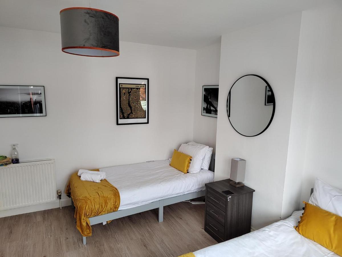 Wavertree Drive 3 Bed Contractor Home In 레스터 외부 사진