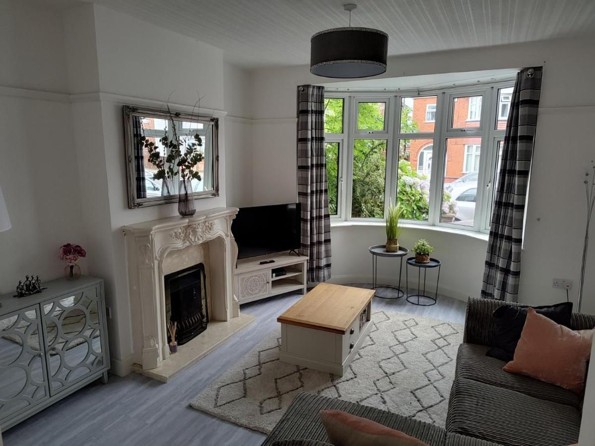 Wavertree Drive 3 Bed Contractor Home In 레스터 외부 사진