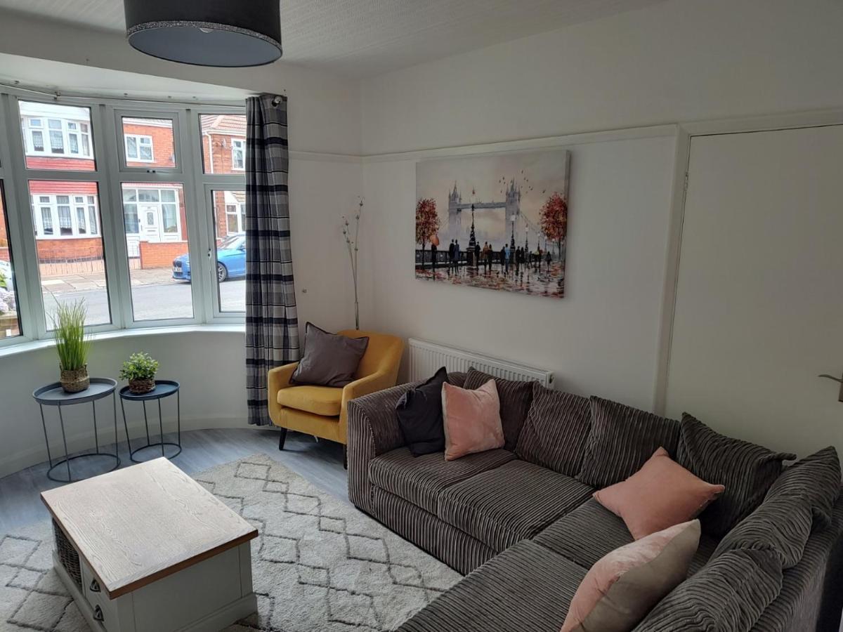 Wavertree Drive 3 Bed Contractor Home In 레스터 외부 사진