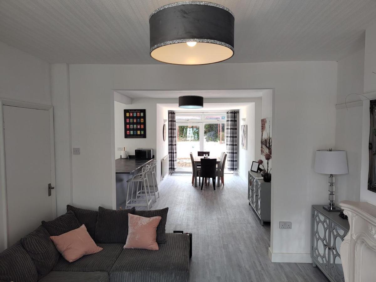 Wavertree Drive 3 Bed Contractor Home In 레스터 외부 사진